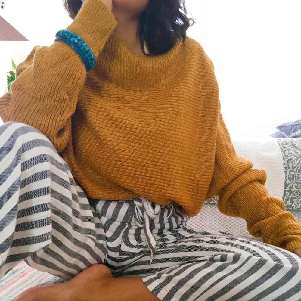 🆕 LAST ONE!! Oversized Knit Sweater - Picture 6 of 7